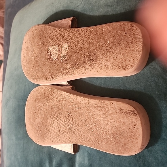 Michael Kors MK Signature Logo Print Wade Slide Size 11 - Picture 4 of 4